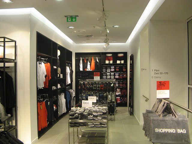 img00027.jpg