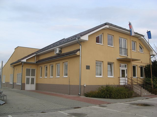 img00002.jpg